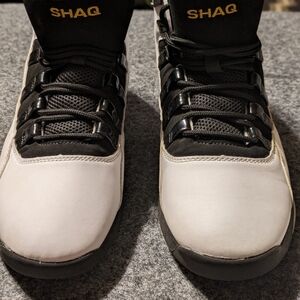 NWOT Shaq Shoes size 5